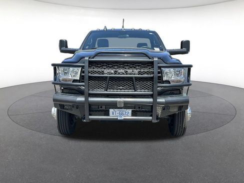 Used 2022 RAM 5500 Tradesman RWD image 9