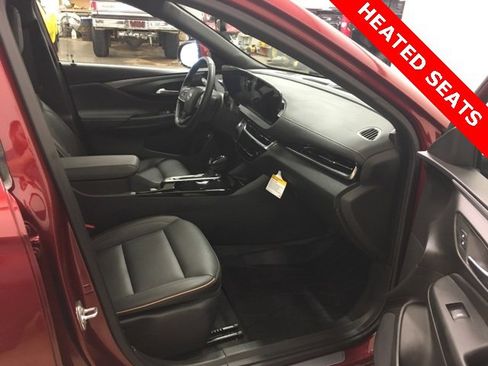 Used 2024 Buick Envista Avenir image 16