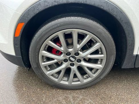 Used 2021 Cadillac XT4 Sport AWD/4WD image 7