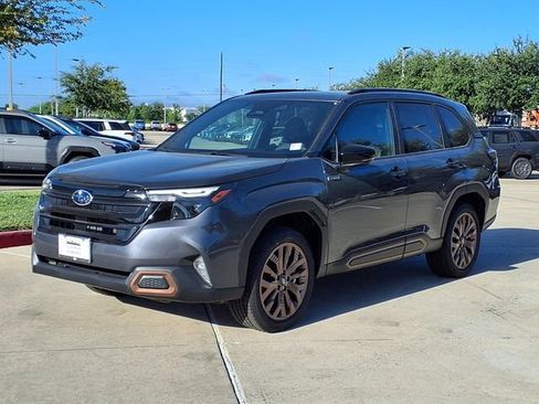 New 2026 Subaru Forester Touring AWD/4WD image 3