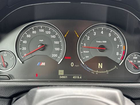 Used 2020 BMW M4 Convertible w/ Competition Package image 28