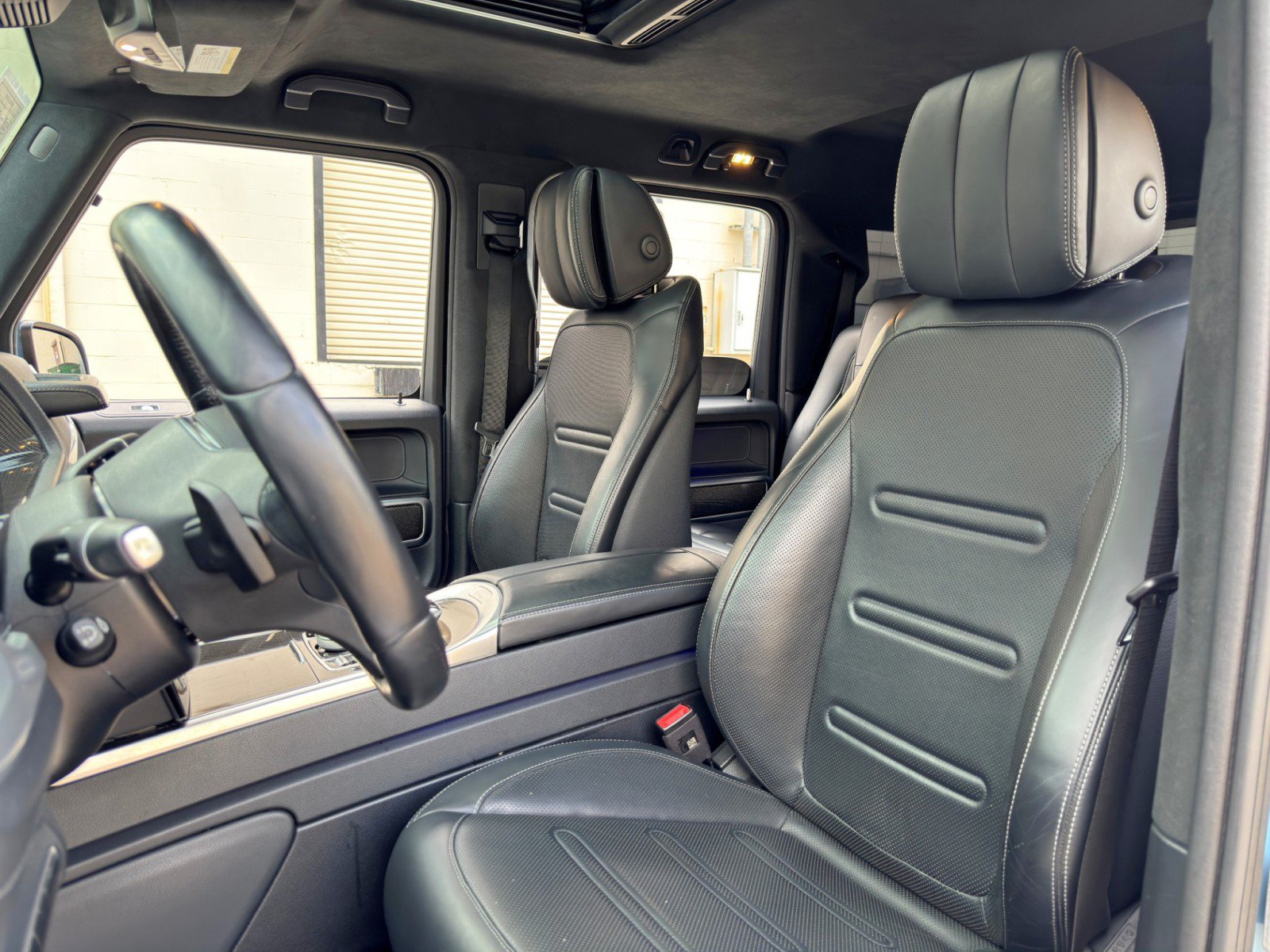 Used 2023 Mercedes-Benz G 550 image 41