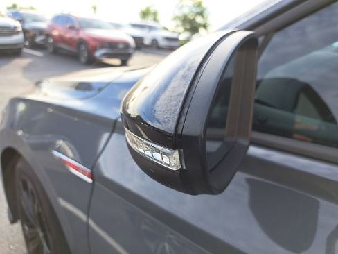 Used 2022 Volkswagen Jetta GLI Autobahn image 5