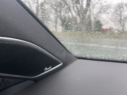 Used 2017 Volkswagen GTI SE image 22