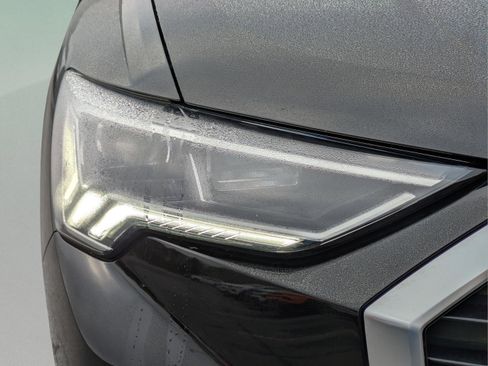 Used 2025 Audi Q3 2.0T Premium image 16