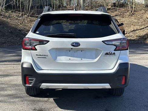 Used 2020 Subaru Outback Limited image 4