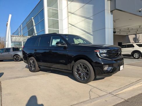 New 2025 Ford Expedition Platinum w/ Stealth Performance Package image 2