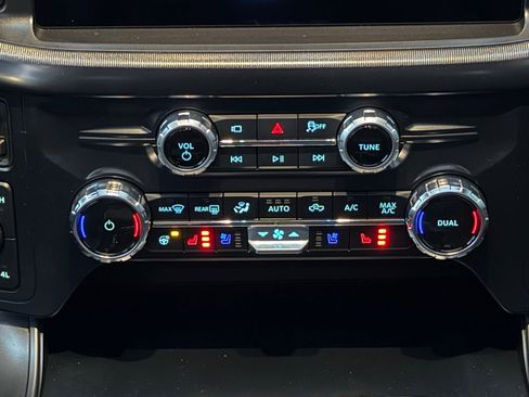 New 2025 Ford F150 Lariat w/ Equipment Group 502A High image 28