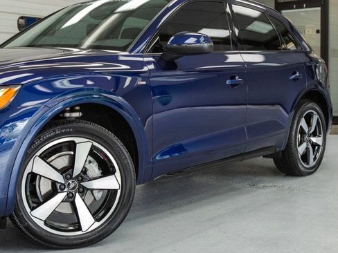 Used 2023 Audi Q5 2.0T Premium Plus w/ Premium Plus Package AWD/4WD image 13