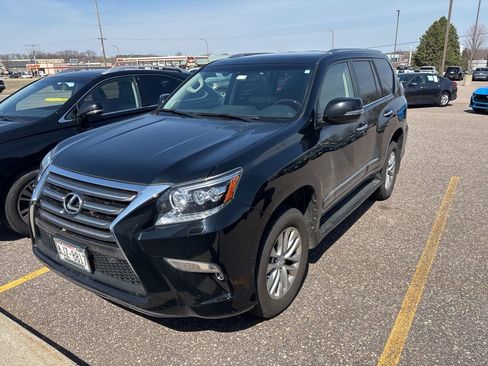 Used 2019 Lexus GX 460 Premium image 2