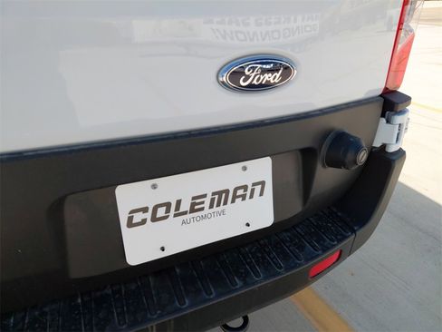 New 2025 Ford Transit 250 148 Medium Roof image 26