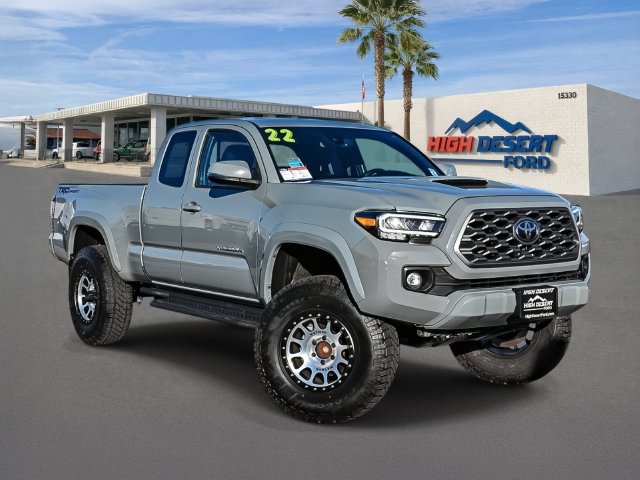 Used 2022 Toyota Tacoma TRD Sport w/ TRD Premium Sport Package RWD image 1