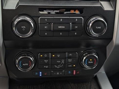 Used 2021 Ford F250 Lariat w/ Lariat Ultimate Package image 29