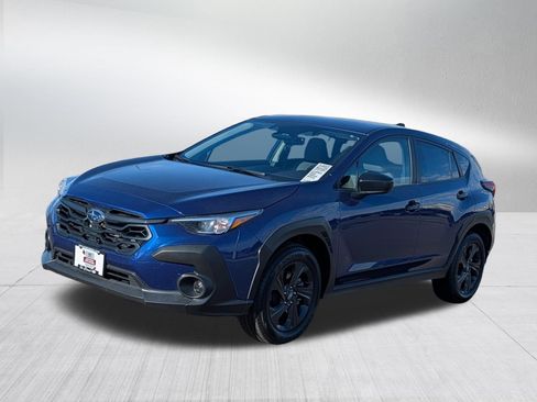 Used 2024 Subaru Crosstrek 2.0i image 3