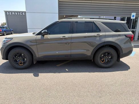 Used 2026 Ford Explorer Tremor AWD/4WD image 2