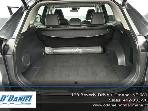 Used 2020 Toyota RAV4 XLE Premium AWD/4WD image 35