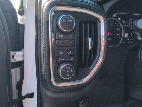 Used 2021 Chevrolet Silverado 1500 High Country w/ Z71 Off-Road Package AWD/4WD image 20