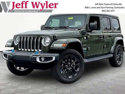 Used 2022 Jeep Wrangler Unlimited Sahara w/ Cold Weather Group AWD/4WD image 1
