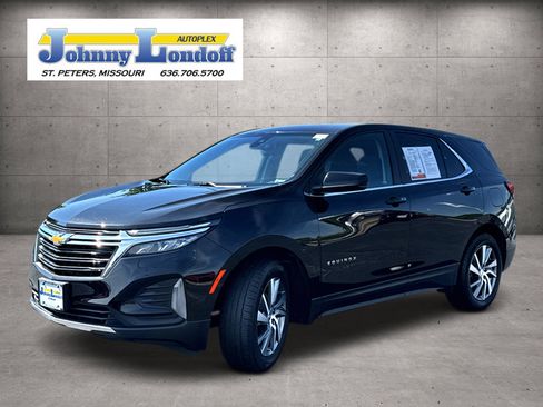 Used 2024 Chevrolet Equinox LT w/ LPO, Floor Liner Package FWD image 4
