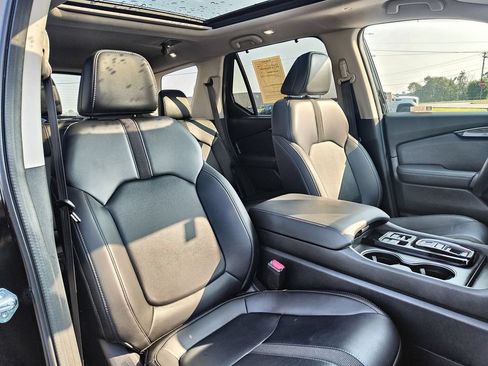 Used 2024 Honda Pilot Touring image 26
