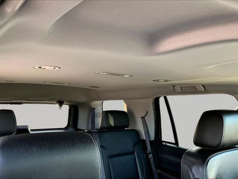Used 2018 Chevrolet Tahoe LT AWD/4WD image 13