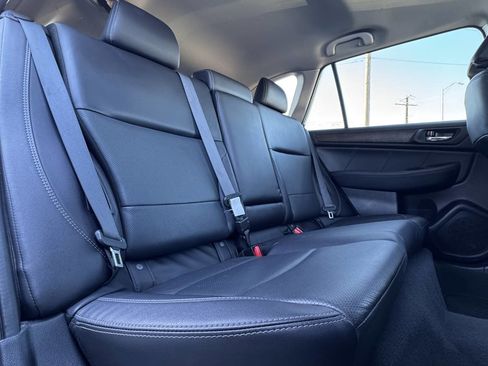 Used 2018 Subaru Outback 3.6R Limited image 33