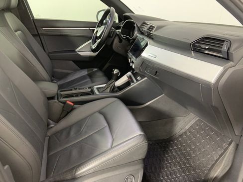 Used 2021 Audi Q3 2.0T Premium image 15