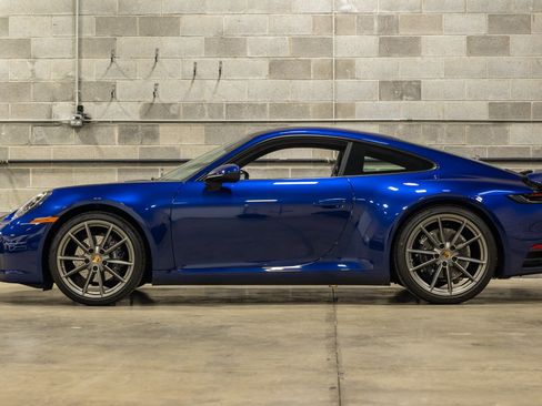 Used 2020 Porsche 911 Carrera w/ Premium Package RWD image 5