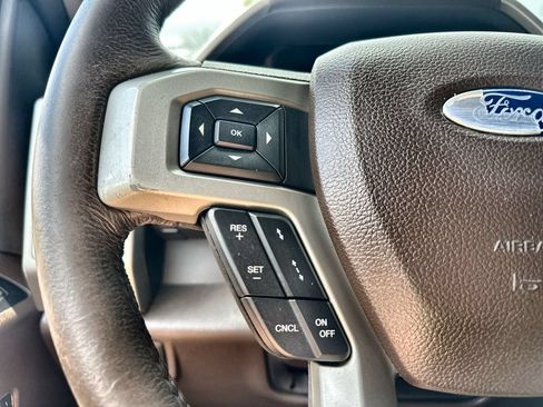 Used 2019 Ford F150 King Ranch w/ Equipment Group 601A Luxury AWD/4WD image 31