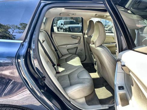 Used 2013 Volvo XC60 3.2 image 25