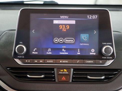 Used 2021 Nissan Altima 2.5 SR w/ SR Premium Package FWD image 19