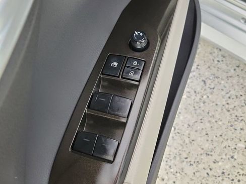 Used 2023 Toyota Camry LE FWD image 22