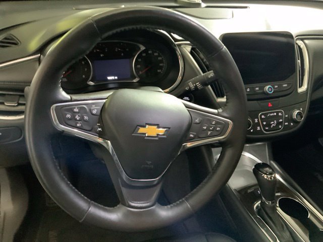 Used 2017 Chevrolet Malibu Premier w/ Premier Sun and Wheel Package FWD image 16