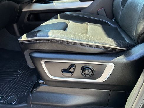 Used 2019 RAM 1500 Laramie image 22