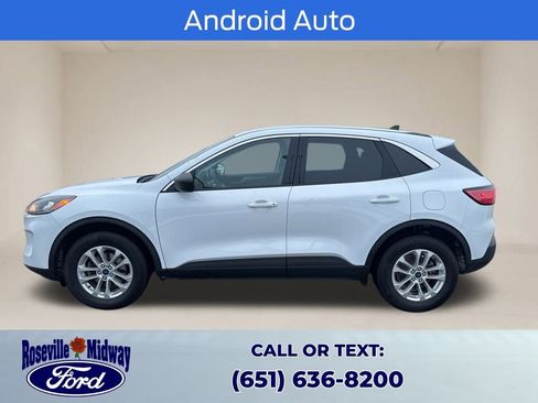 Used 2022 Ford Escape SE w/ Cold Weather Package image 4