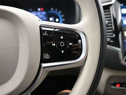 Used 2024 Volvo XC90 B6 Plus w/ Protection Package Premier image 24