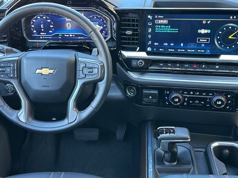 Used 2024 Chevrolet Silverado 1500 High Country w/ Technology Package image 14
