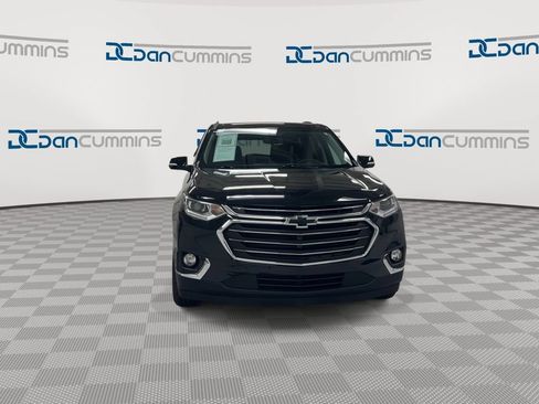Used 2018 Chevrolet Traverse LT FWD image 3