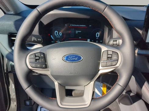 New 2026 Ford Explorer Active image 64