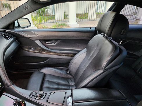 Used 2014 BMW 640i Coupe image 18
