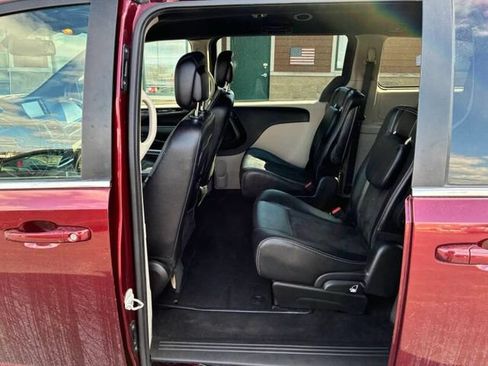 Used 2019 Dodge Grand Caravan SXT FWD image 22