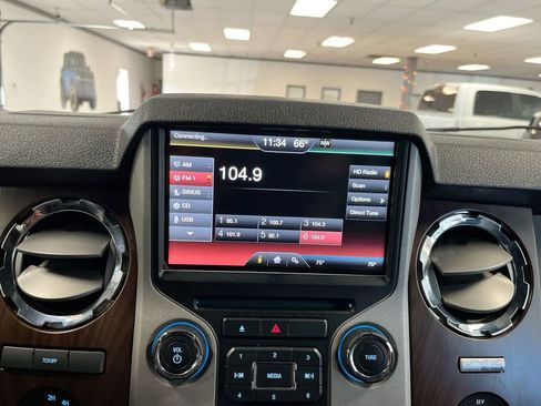 Used 2014 Ford F350 Lariat w/ Lariat Ultimate Package image 19