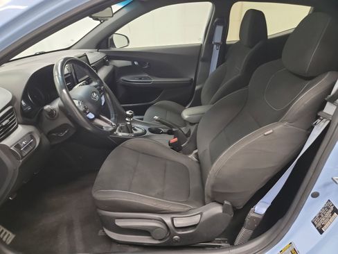 Used 2020 Hyundai Veloster N w/ Performance Package image 12