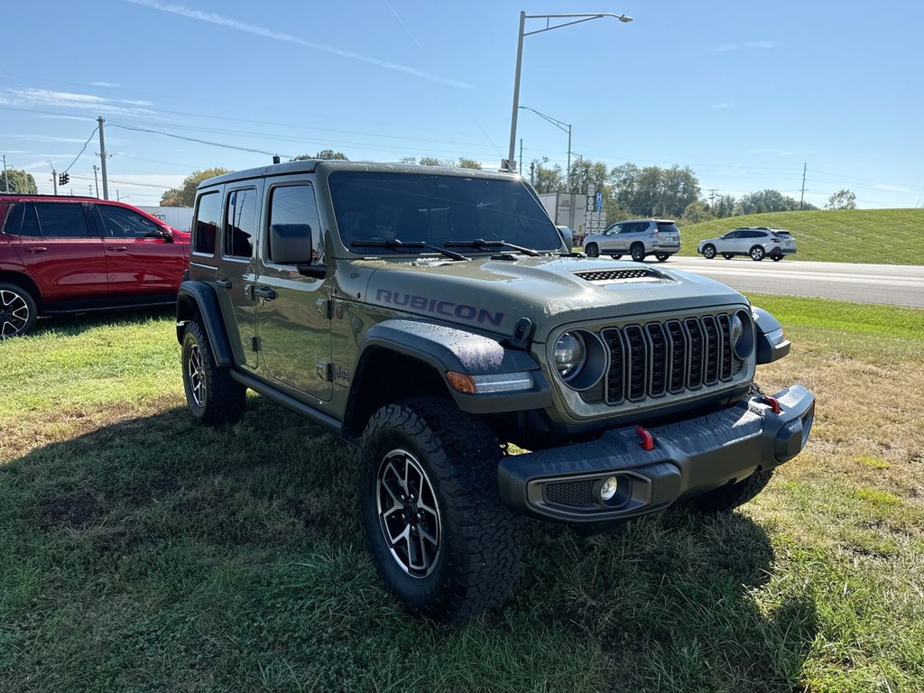 Used 2026 Jeep Wrangler Unlimited Rubicon AWD/4WD image 15