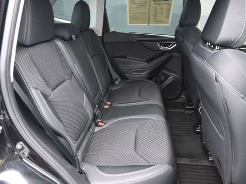 Used 2023 Subaru Forester Premium AWD/4WD image 28
