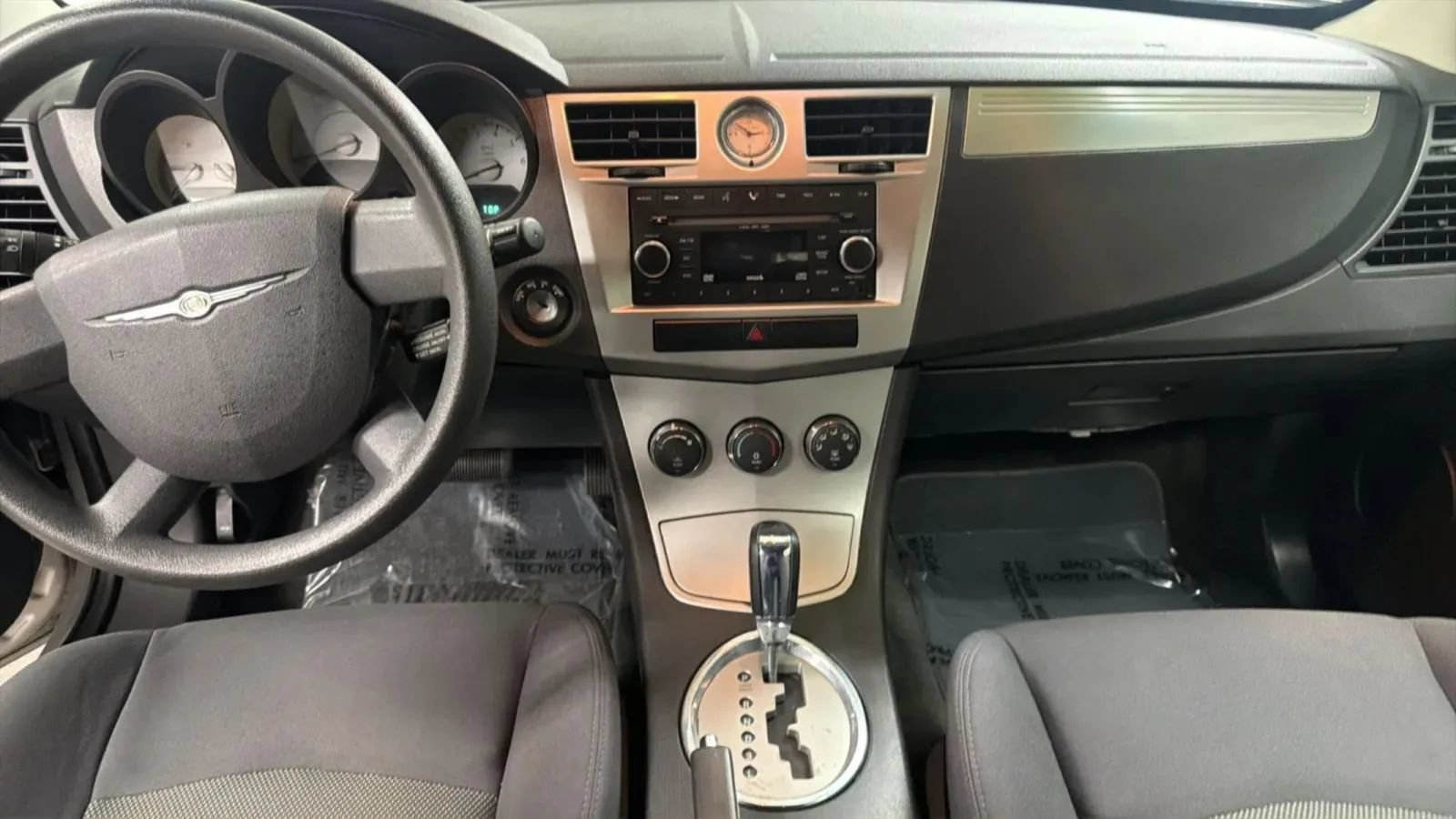 Used 2009 Chrysler Sebring LX w/ Convenience Group FWD image 15