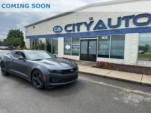 Used 2022 Chevrolet Camaro LT w/ Technology Package RWD image 1