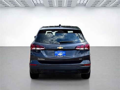 Used 2022 Chevrolet Equinox LS w/ LS Convenience Package image 6