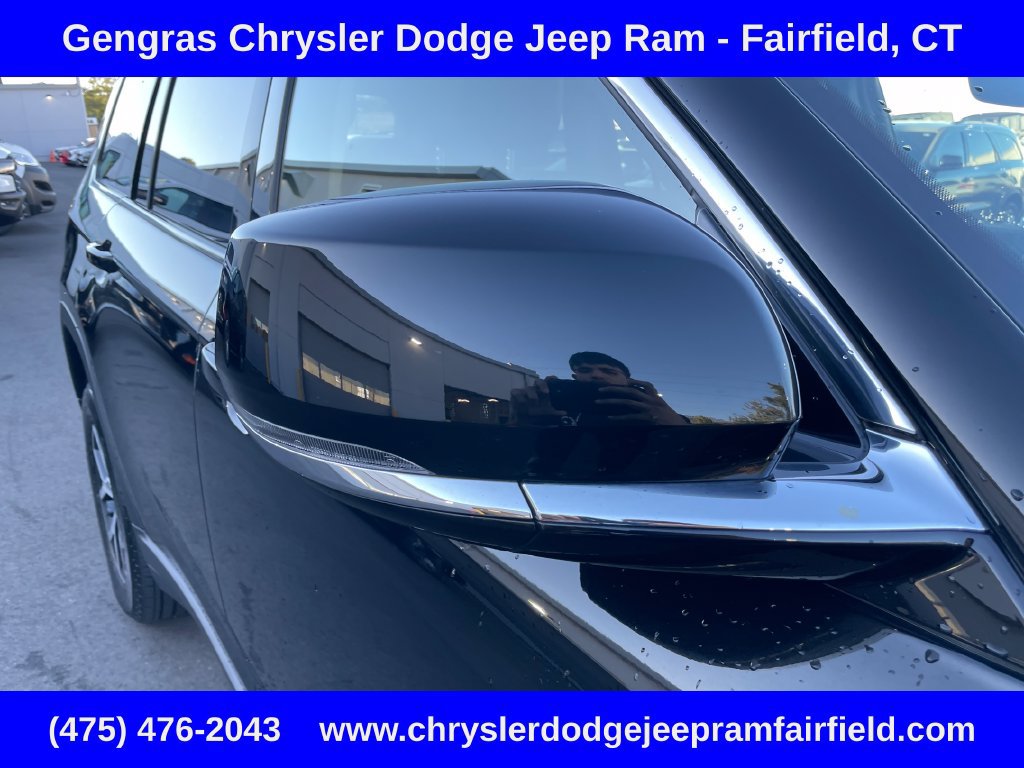 Used 2023 Jeep Grand Cherokee L Limited AWD/4WD image 14