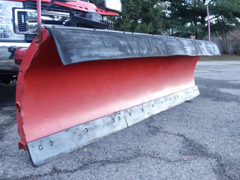 Used 2017 Ford F250 XL w/ Power Equipment Group image 9